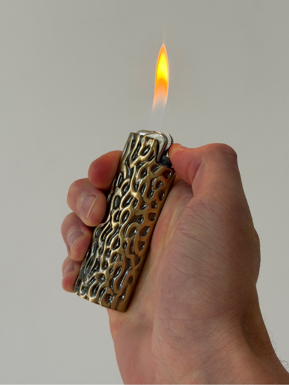 Lighter case brass/gold engraved Y2K style
